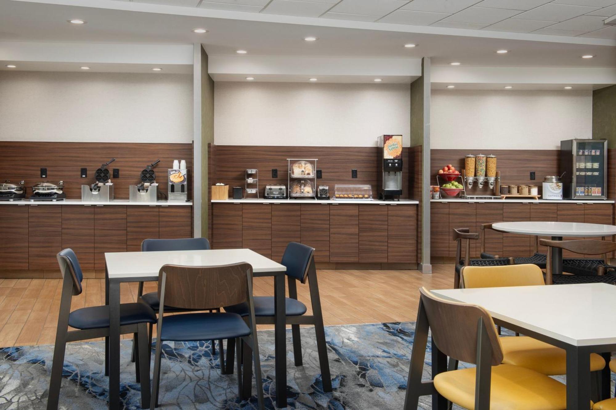 Hotel Fairfield & By Marriott Ithaca