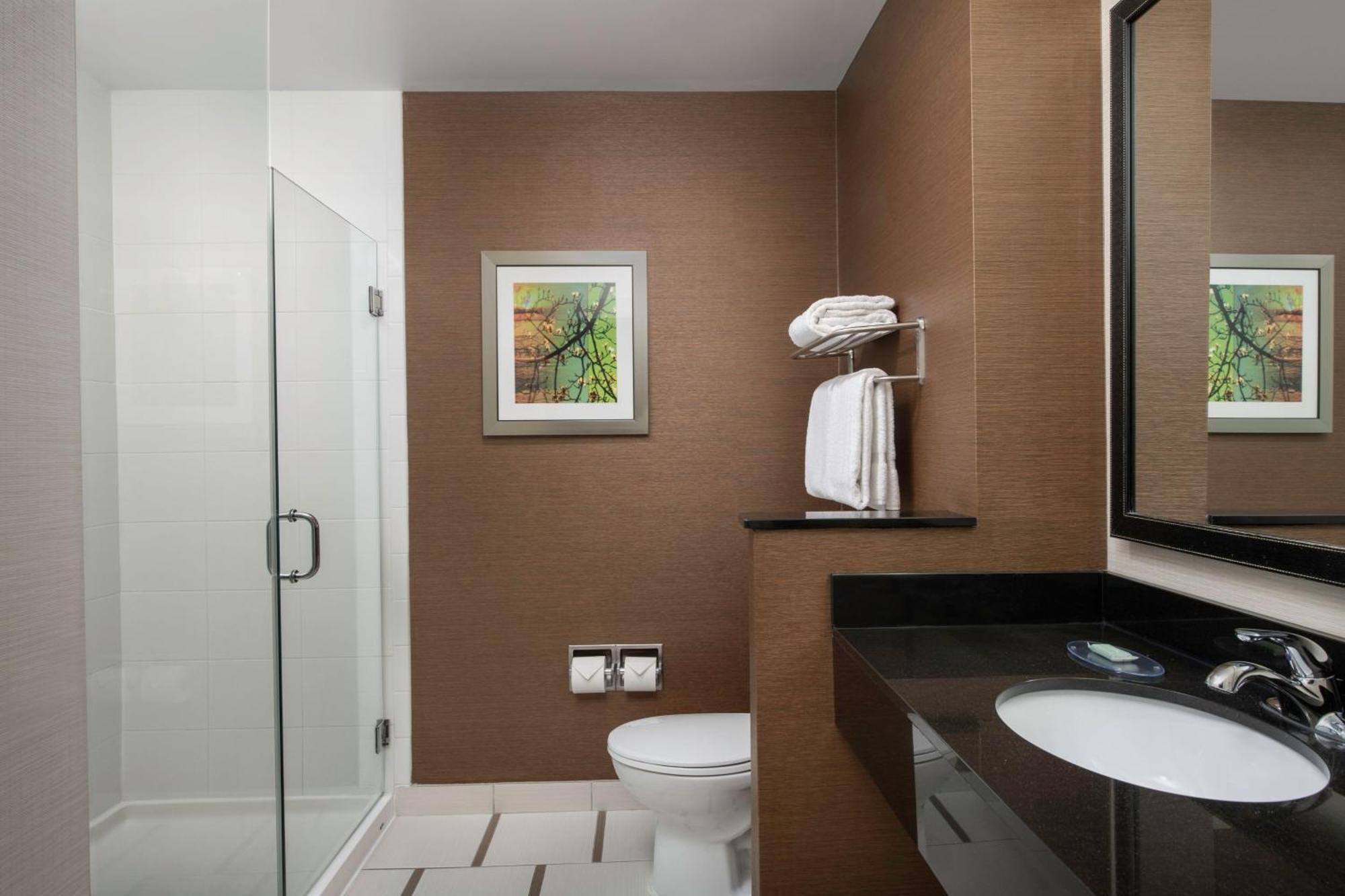 Hotel Fairfield & By Marriott Ithaca
