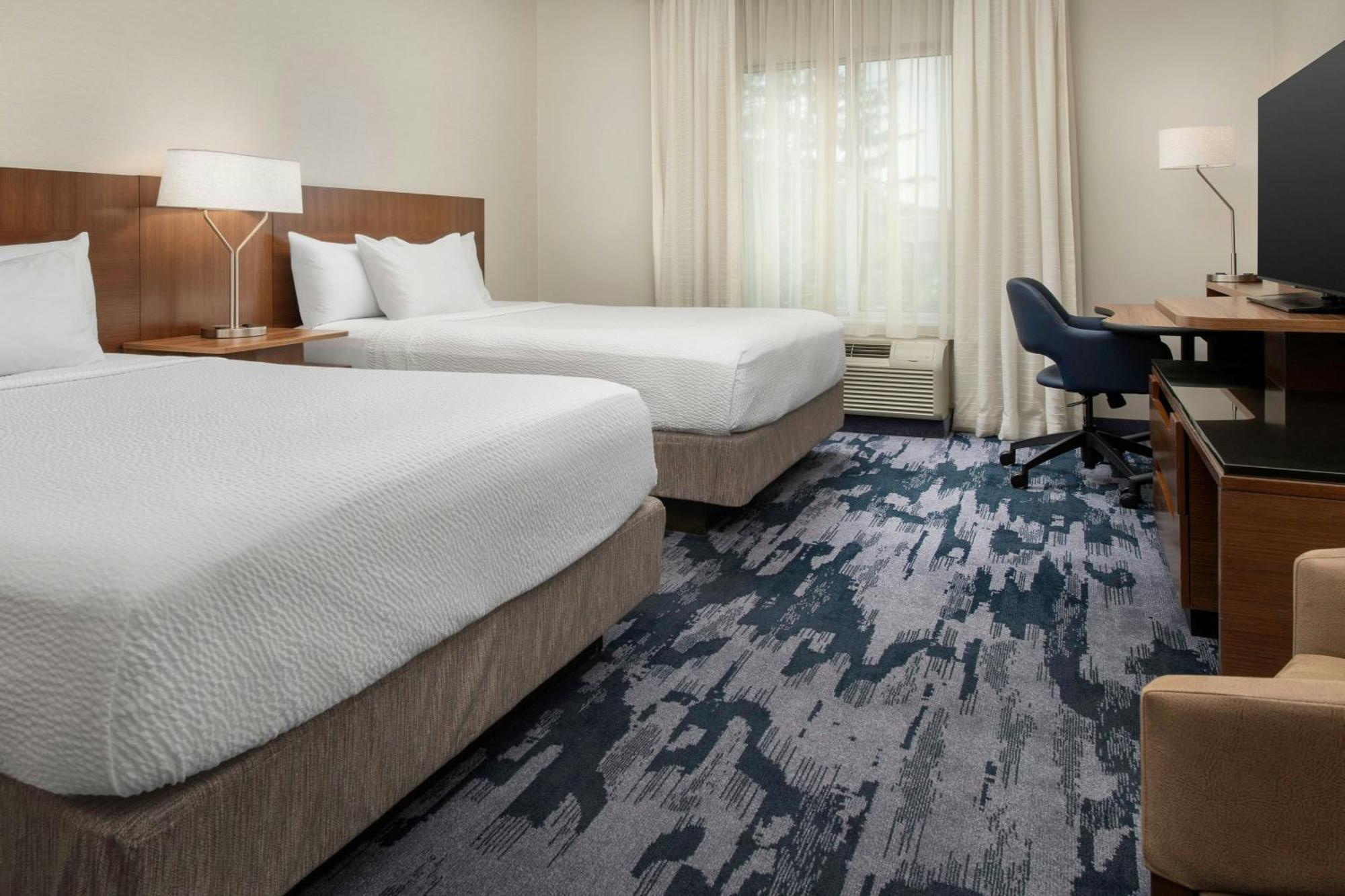 Fairfield & By Marriott Hotel 3*